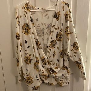 Plus size womens floral top